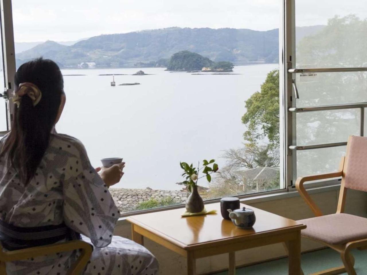 Kokuminshukusha Irohajima Hotel Karatsu Buitenkant foto