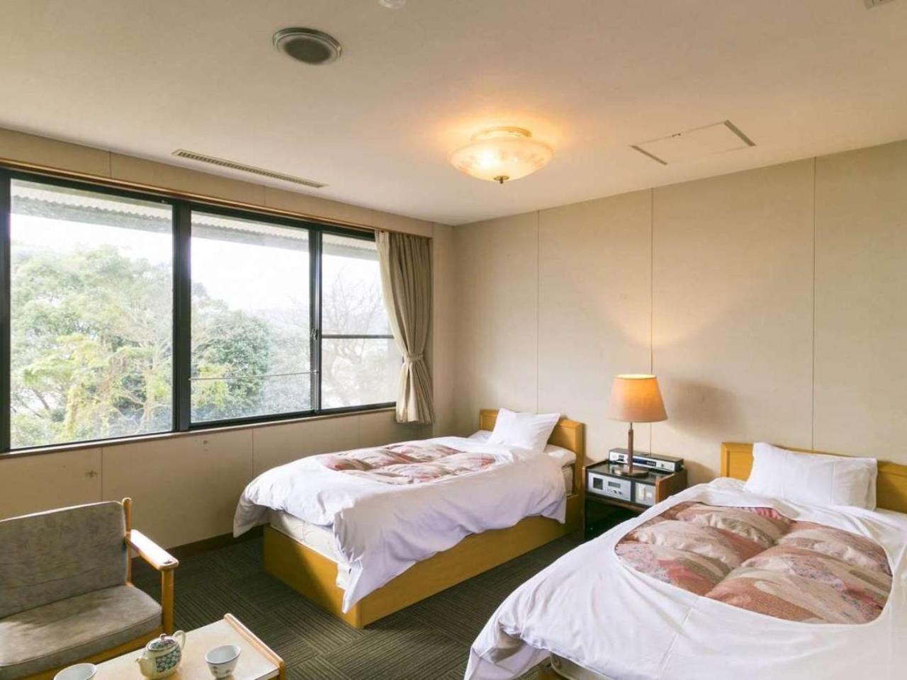 Kokuminshukusha Irohajima Hotel Karatsu Buitenkant foto