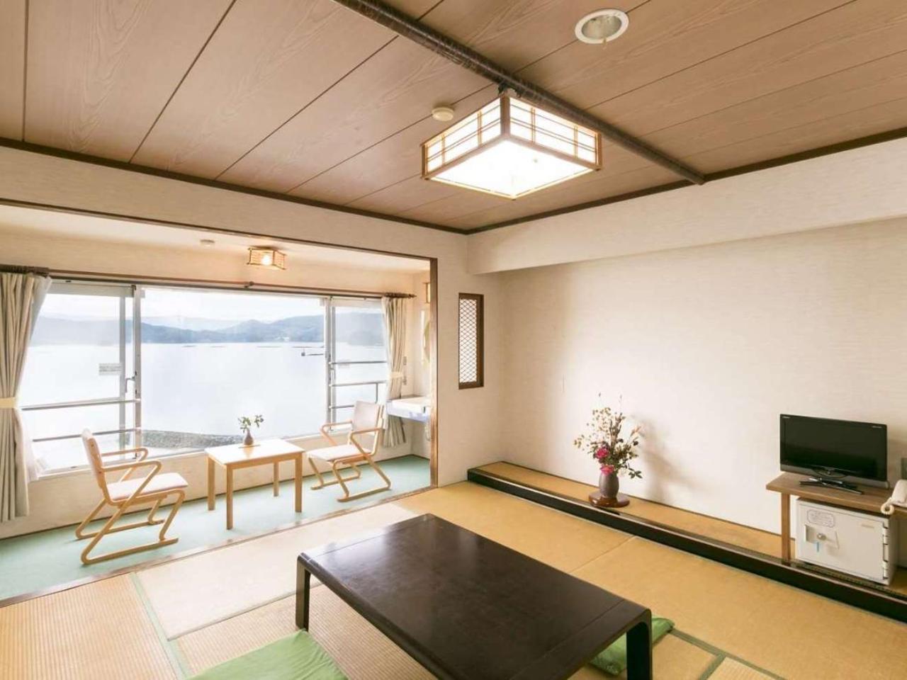 Kokuminshukusha Irohajima Hotel Karatsu Buitenkant foto