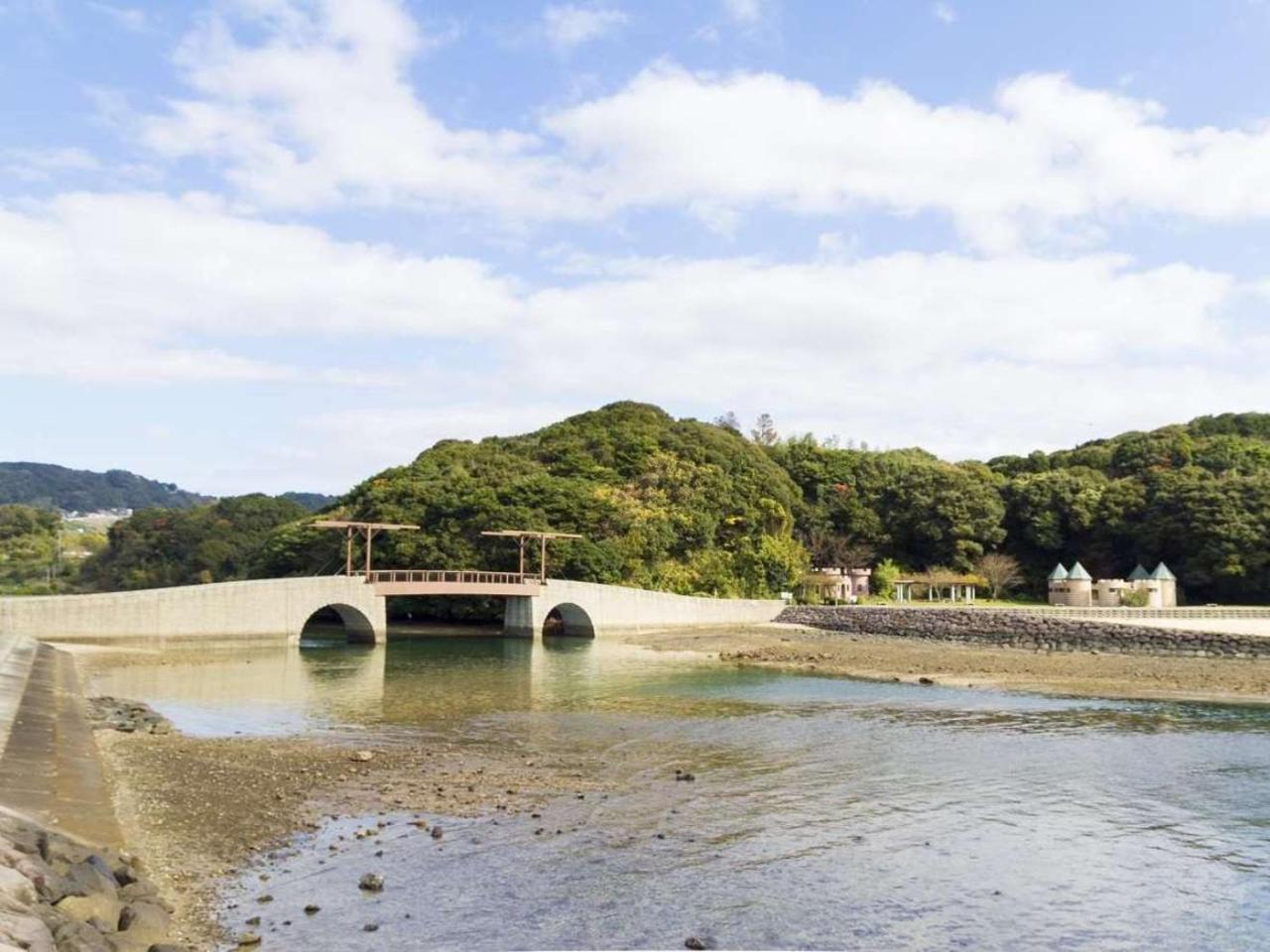 Kokuminshukusha Irohajima Hotel Karatsu Buitenkant foto